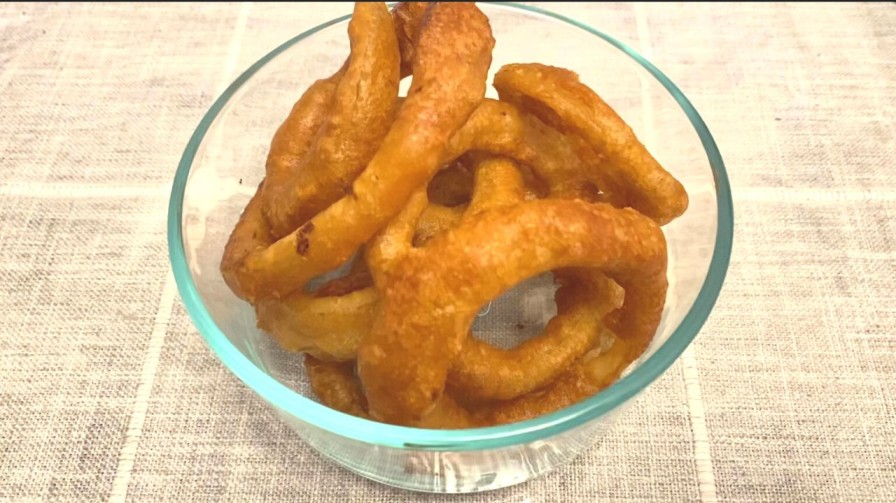 Beer Battered Onion Rings2 - MoveYuhHand