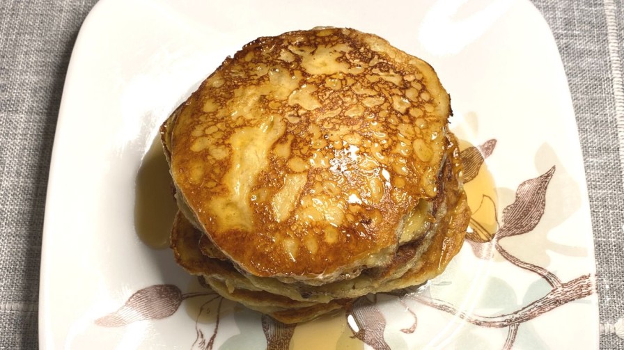 Read more about the article BANANA PANCAKES