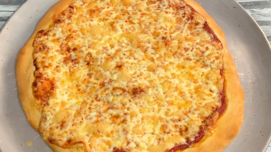 Read more about the article HOMEMADE PIZZA RECIPE