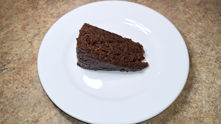 Read more about the article JAMAICAN BLACK CAKE- ALCOHOL FREE