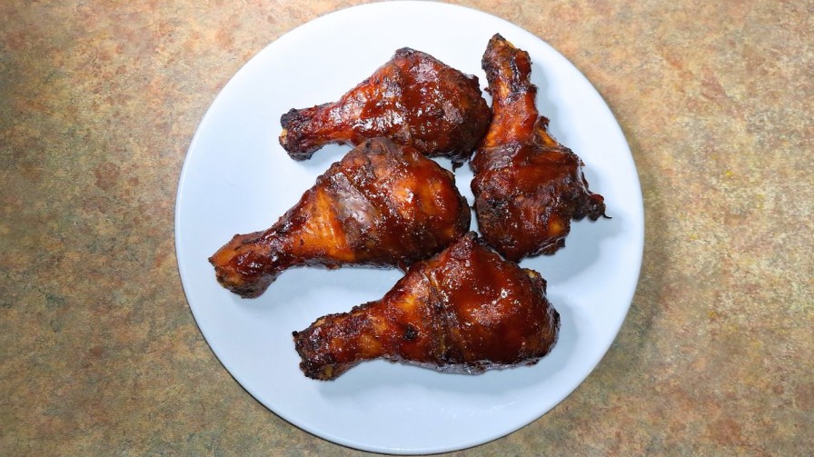 Read more about the article JAMAICAN BAKED BBQ CHICKEN LEGS