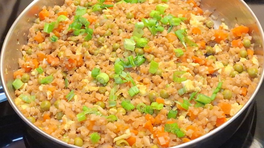 Read more about the article CAULIFLOWER FRIED RICE